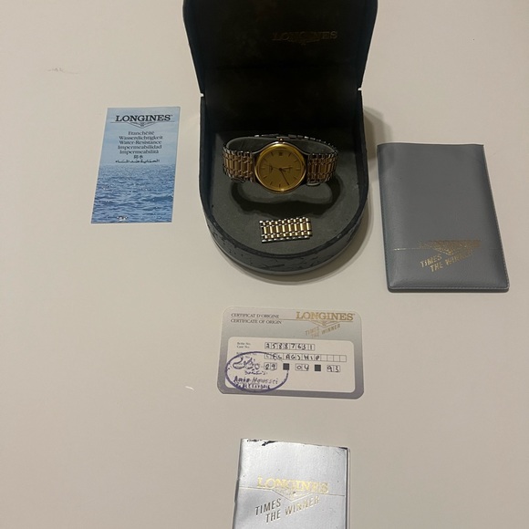 Longines Conquest Silver and Gold Timepiece - Picture 2 of 6